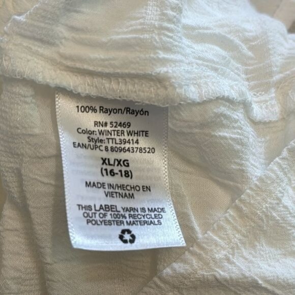 Time And Tru XL 16-18 Womens Peplum Top Winter White 100% Rayon Lightweight Boho - Picture 3 of 7